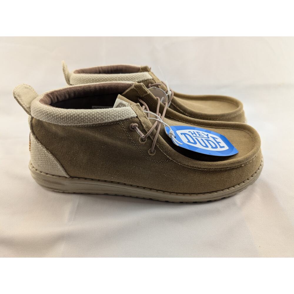 NWT Hey Dude Shoes Wally Mid Salt N Stone  in Tan/White size 10